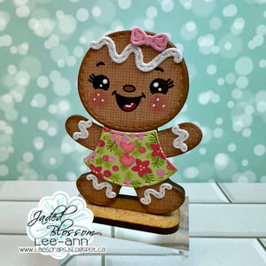 MDF Gnome: Gingerbread with Stand